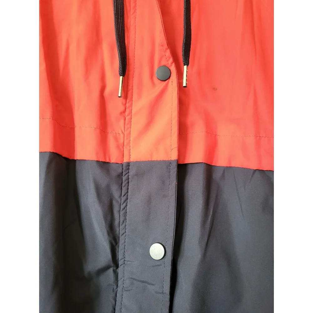 H&M Lightweight Colorblock Windbreaker - Picture 2 of 6